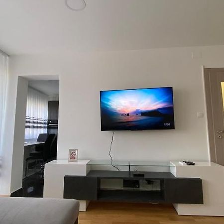 M.B.A. Apartments Karlovac Buitenkant foto