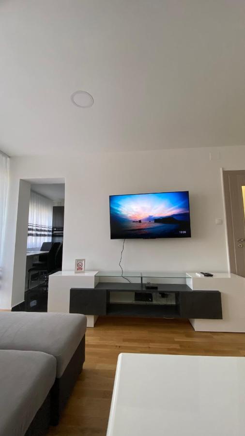 M.B.A. Apartments Karlovac Buitenkant foto